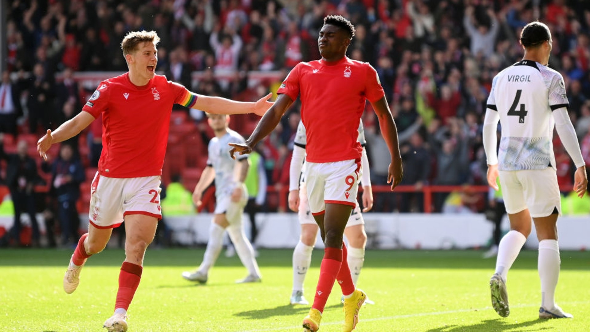 色的防守能 色的防守能